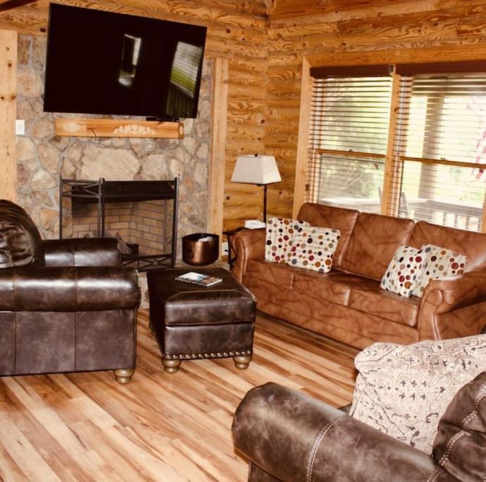 Rustic Black Bear Cabin Pigeon Forge Exterior foto